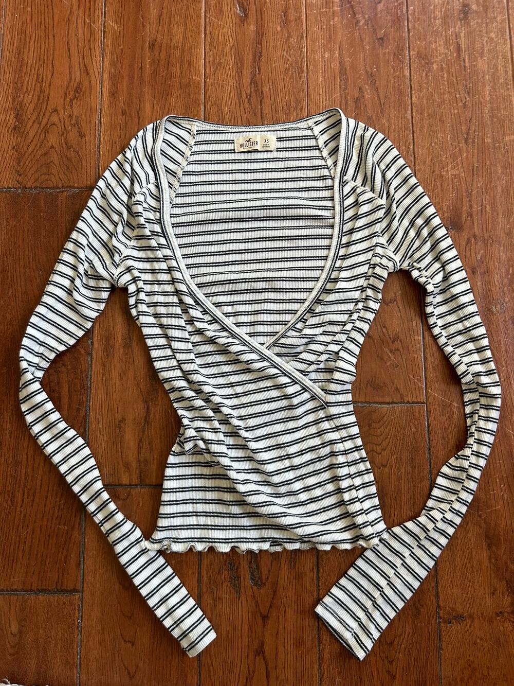 Hollister Deep V Neck White and Black Striped Knit Sweater